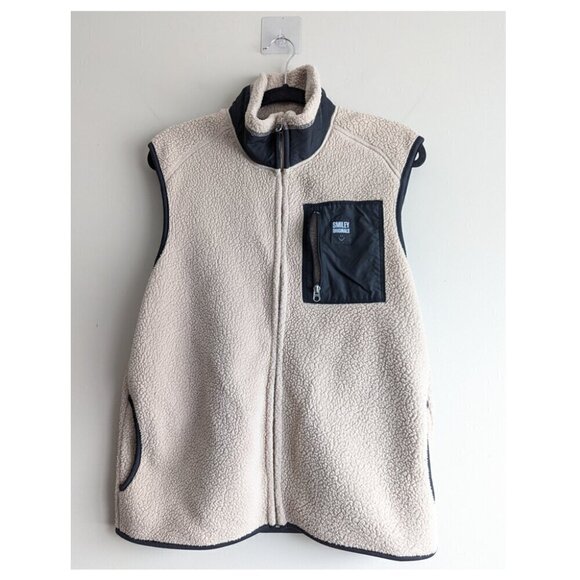 H&M x Smiley Fleece Vest - Picture 5 of 8